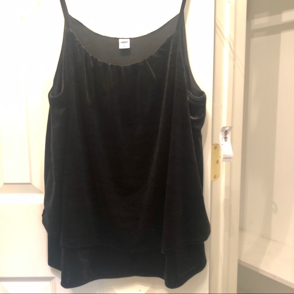 NWT Old Navy Velvet Tank (Size M)